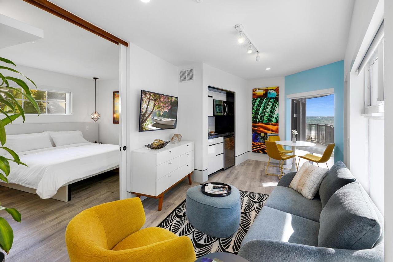 Ocean Treasure Beachside Suites Lauderdale-by-the-Sea Exterior photo